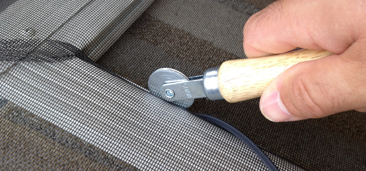 metal screen door repair in Menifee